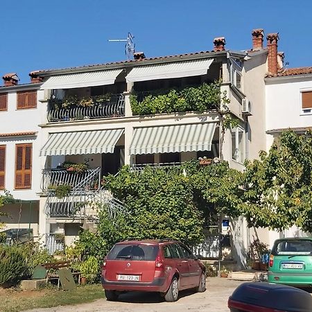 Apartments And Rooms By The Sea Rovinj - 19183 Bagian luar foto